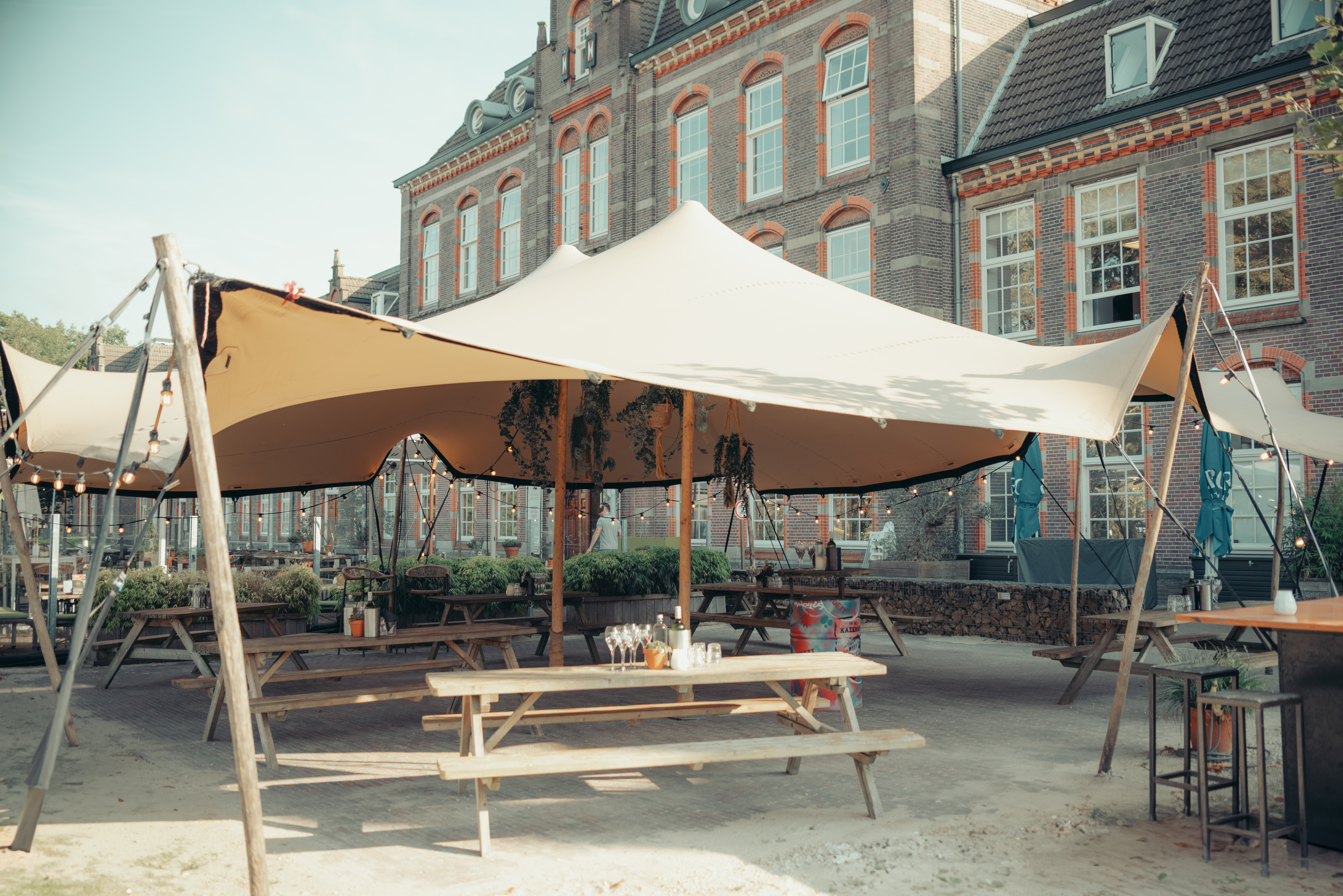 Stretchtent huren bij In de Kazerne voor feesten